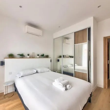 Superbe T2 Avec Terrasse A 5 Min Du Metro Apartment Marseille Exterior photo