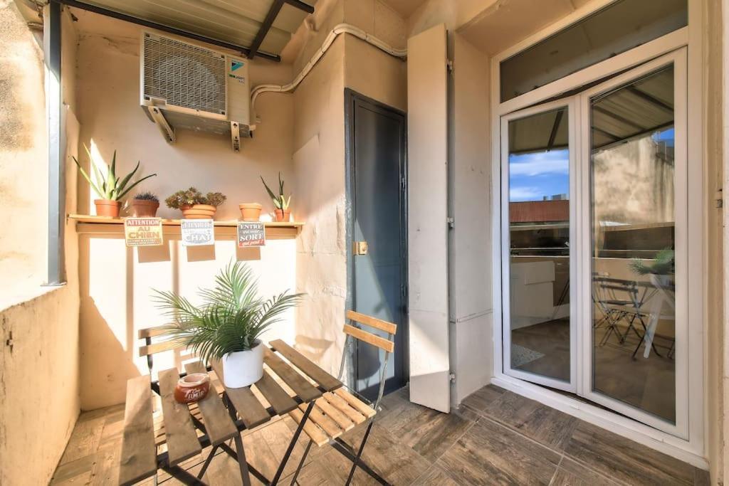 Superbe T2 Avec Terrasse A 5 Min Du Metro Apartment Marseille