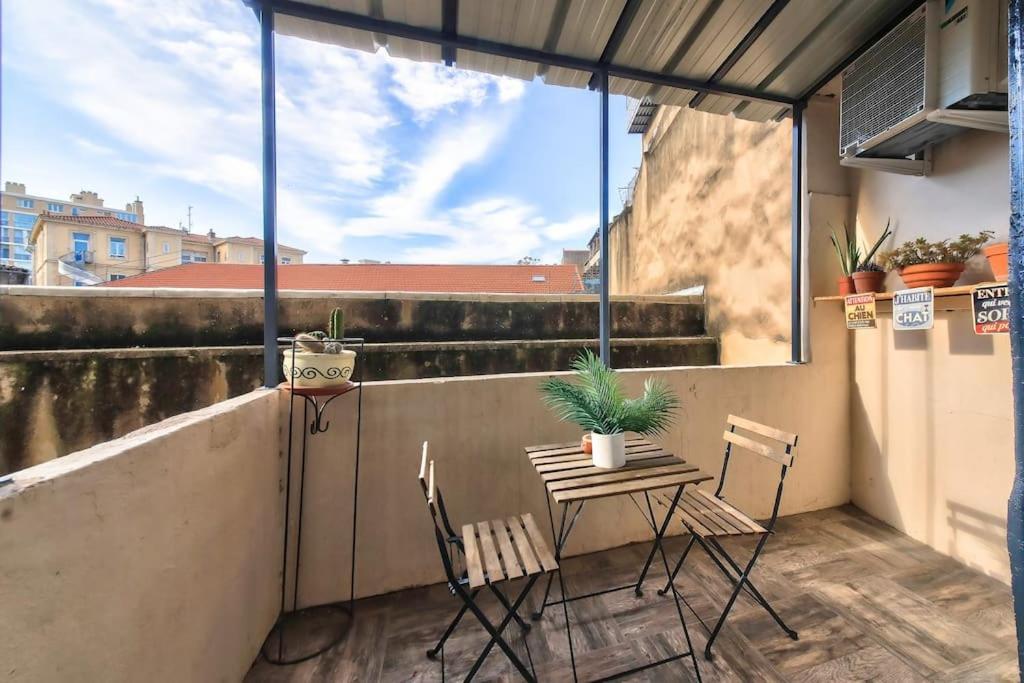 Superbe T2 Avec Terrasse A 5 Min Du Metro Apartment Marseille